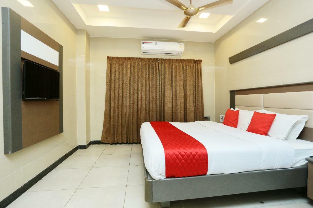 Oyo 18808 Hotel Rsn International Rāmeswaram Exteriér fotografie